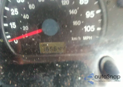 2000 Chevrolet Tracker Hard Top z USA, uszkodzony, nr VIN 2CNBE13C1Y6941252